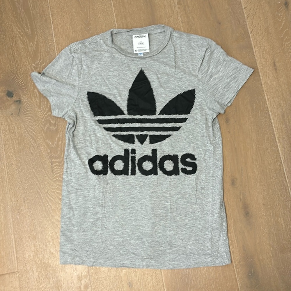 adidas x Jeremy Scott grey trefoil tee - women’s medium